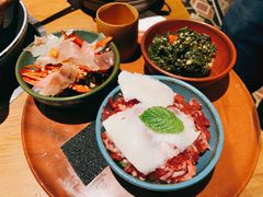 猫儿山的小黄牛-吃饭皇帝大土家民族菜(正大广场店)