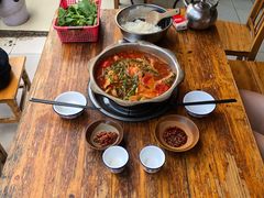 酸汤黄丁鱼-苗家恒灵酸汤鱼-跳水牛肉连锁店(凯里总店)