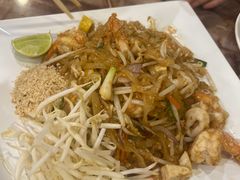 -两兄弟Song Pee Nong(2号店)