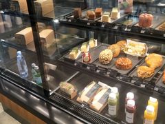 面包甜点陈列柜-星巴克(南京弘阳购物中心店)