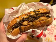 腊味菜菜堡-麦当劳(CP静安店)