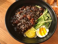 韩式炸酱面-汤里来温泉