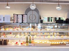 面包甜点陈列柜-PETIT PARIS 小巴黎(花园道店)
