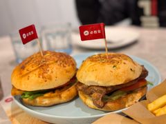 -必胜客(上海新南方商城PH店)