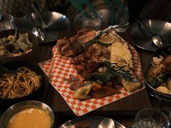 -鹿萤季·营地小馆(皇后公园店)