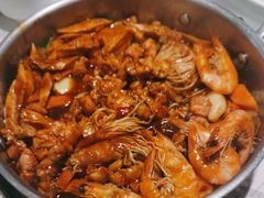 -黄记煌三汁焖锅(新佳丽江汉路店)