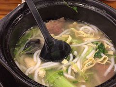 -丽虹云南过桥米线(兴工街店)