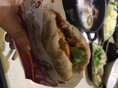 一叶一世界藏茶素食火锅-一叶一世界•素食餐厅(环球中心店)