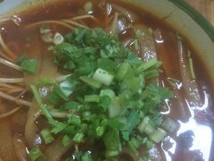 -拈签一笑黄牛肉辣卤串串