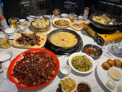 -重庆火锅水库鱼庄(南油店)