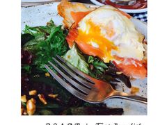 -ROAST coffee & eatery