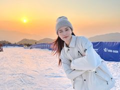 -浙东第一尖雪山欢乐谷