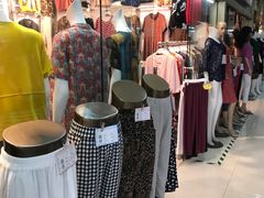 -友谊服饰商场(名品商厦店)