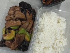-宏状元现熬粥·京味菜(三里河店)