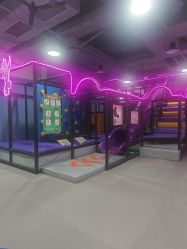 -欧酷世界动力星球(王府井奥莱UP TOWN店)