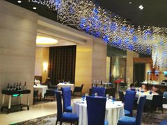 -AZUR聚(香格里拉饭店)