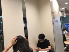 -麦当劳(轻轨曹杨路店)