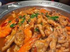 -胖哥俩肉蟹煲(华贸店)