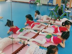 -飞童凡响艺术学校(松江区九里亭校区)