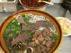 -花溪牛肉粉(八鸽岩店)