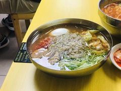冷面-屋里家延边朝鲜族冷面(南园店)