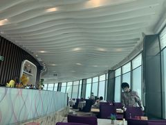 -亚洲国际大酒店·云顶阁旋转自助餐厅