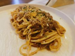 -华凌牛庄西餐厅(乌鲁木齐华凌美爵大饭店)