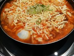 -三清洞摩西韩式年糕火锅(威高广场店)