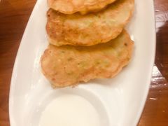 西葫芦饼配酸奶-TUK土耳其餐厅·下午茶(卢湾店)