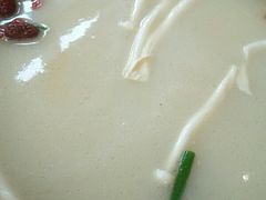 -三人行骨头王火锅(长寿店)