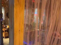 -老牌坊云南鱼豆花火锅(爱建店)