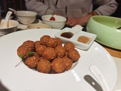 金牌干炸丸子-京味斋·北京烤鸭(北京南站洋桥店)