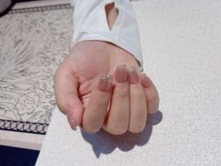 -花系美·美甲美睫精品店