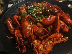 -巴厘龙虾·榜首油焖大虾(音乐学院·沿江酒馆店)