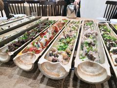 -胡须哥网红竹筒菜