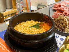 -金会长自助海鲜·烤肉(人民广场店)
