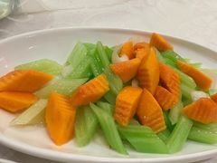 西芹木瓜-金三杯酒家(泉城路店)