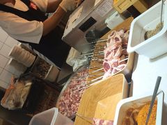 -四囍码头海鲜烧烤自助火锅(外滩南京东路悦荟广场店)