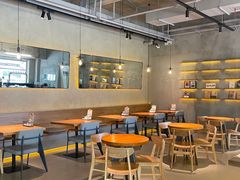 -三勾JJJ Burger&Coffee(梅溪湖店)