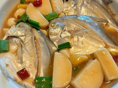 -荣小馆(椒江青悦城店)