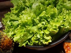 生菜筐-鲸鱼先生·海鲜烤肉海景餐厅