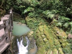 -龙水峡地缝景区