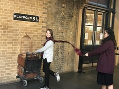 -九又四分之三站台