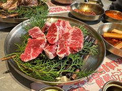 -草家酱蟹炭火烤肉店(珲春南路一店)