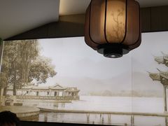 -荷塘秋月·本帮江浙菜(国权路店)