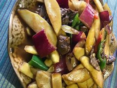 芒果炒牛肉-纳兰傣雀傣味餐厅