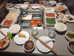 -海底捞火锅(宝龙广场夜宵主题店)