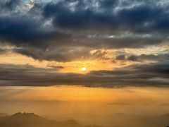 -牛背山