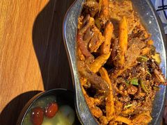 -嘎嘎鸭下巴·爆辣干锅(明教寺店)