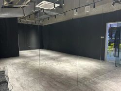 -CASTER跳舞俱乐部